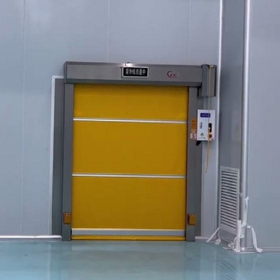 光電センサーが付いているポリ塩化ビニール シャッター ドアが付いているGCCの貨物クリーン ルームの空気シャワー